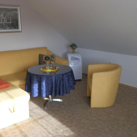 Beckov Platanus B&B 외부 사진