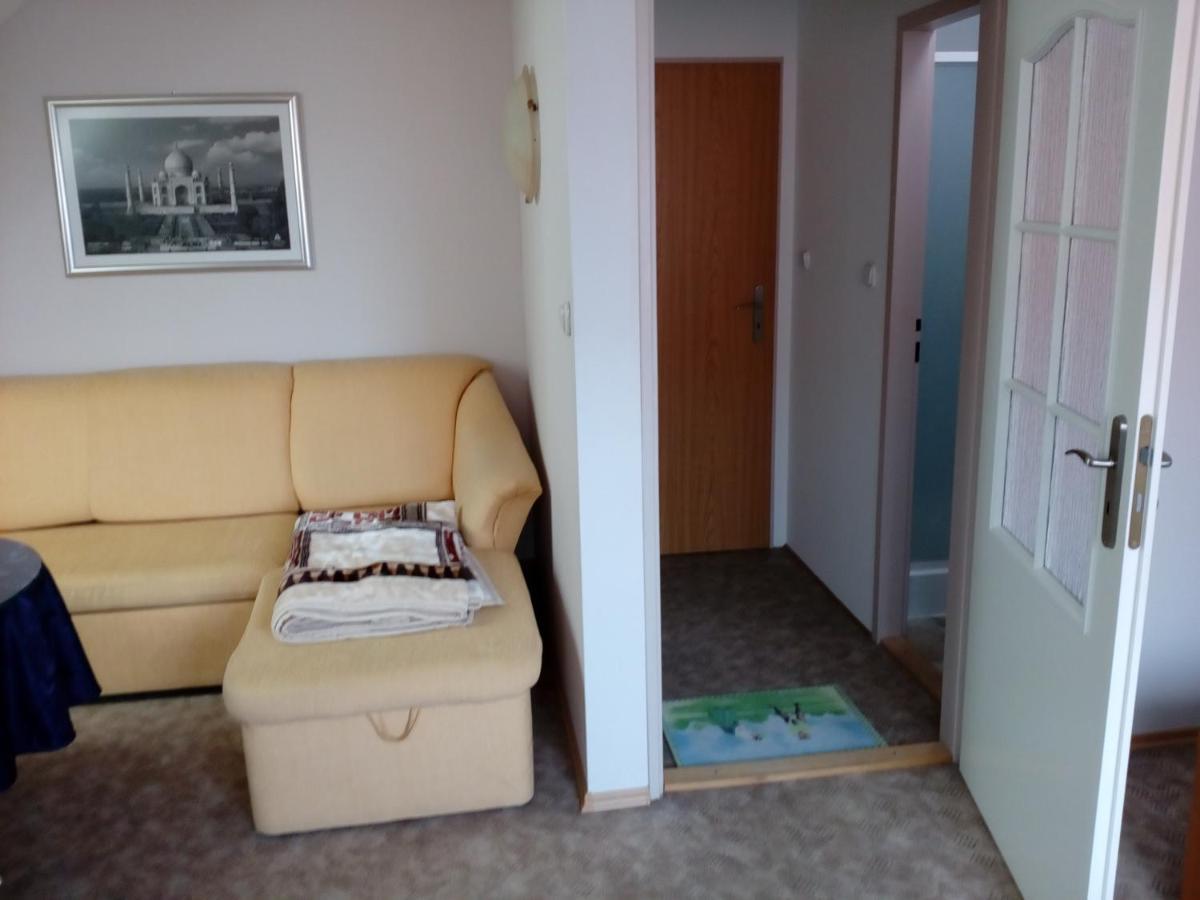 Beckov Platanus B&B 외부 사진
