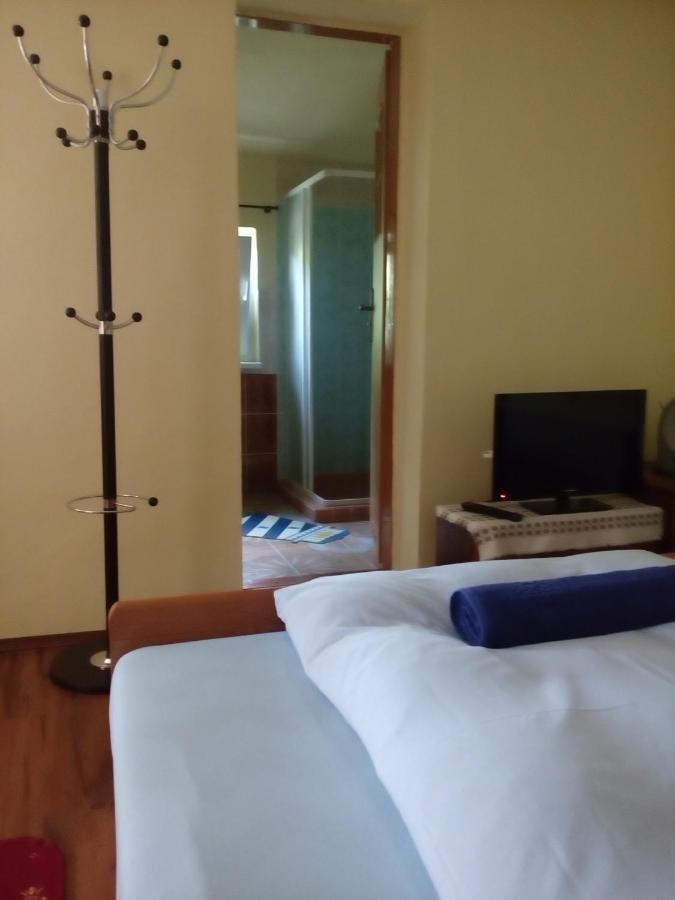 Beckov Platanus B&B 외부 사진